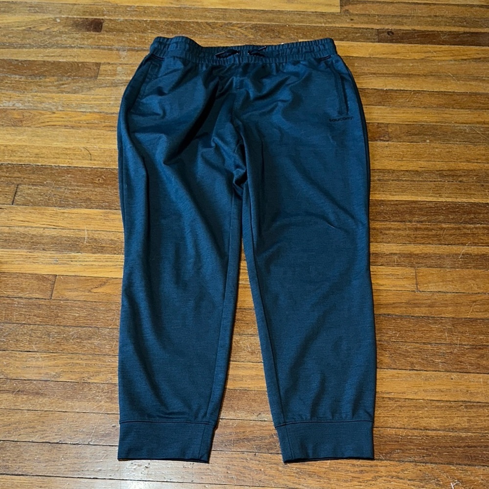 Saucony Women’s Solstice Joggers, Heather Black, Sz Large